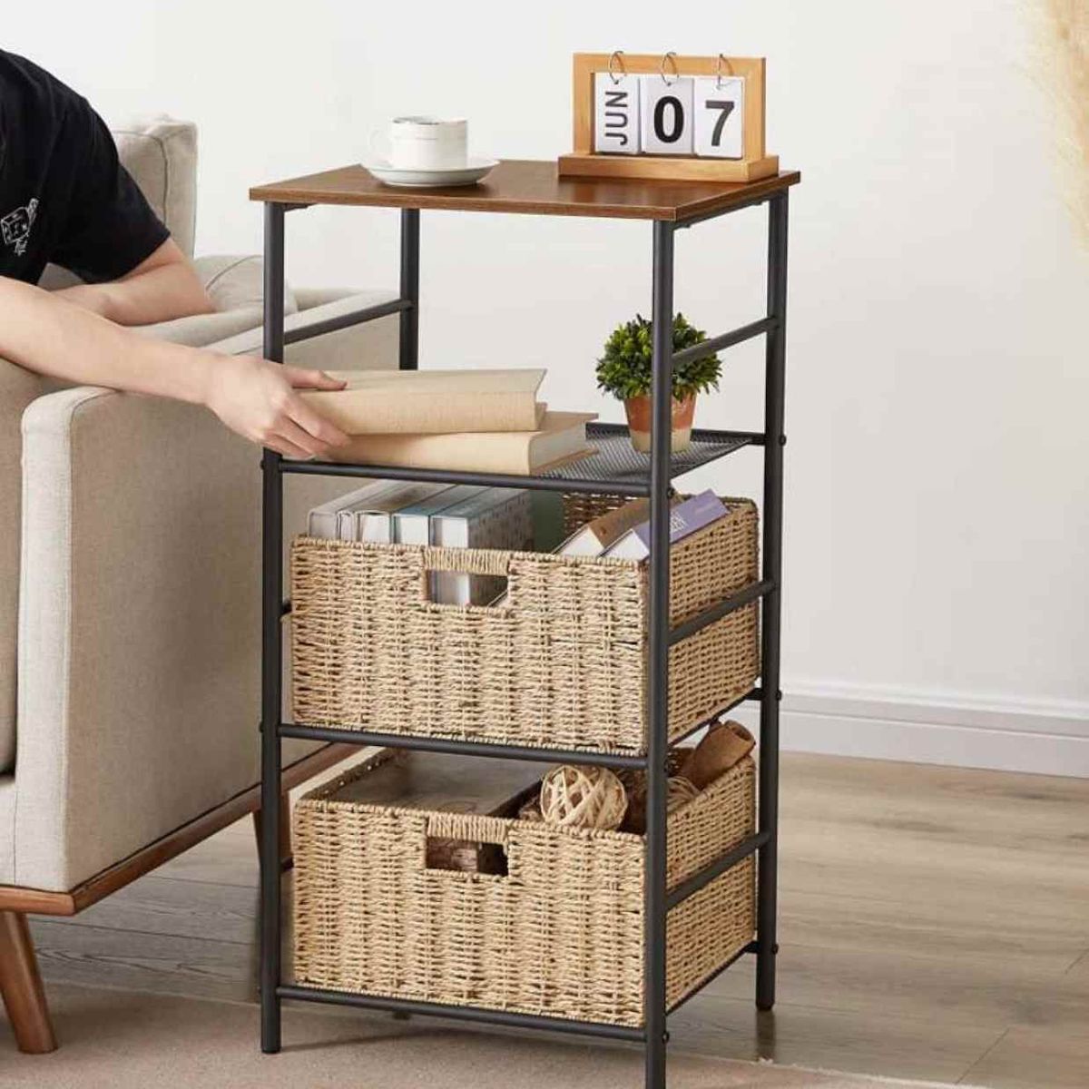 VENTITAS HOME - Velador Mesa Auxiliar Industrial Tatianna Ventitas Home Caramelo