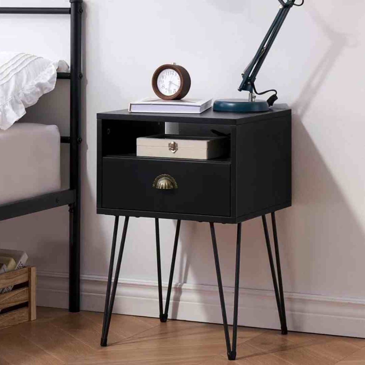 VENTITAS HOME - Velador Minimalista Amanda Ventitas Home Negro