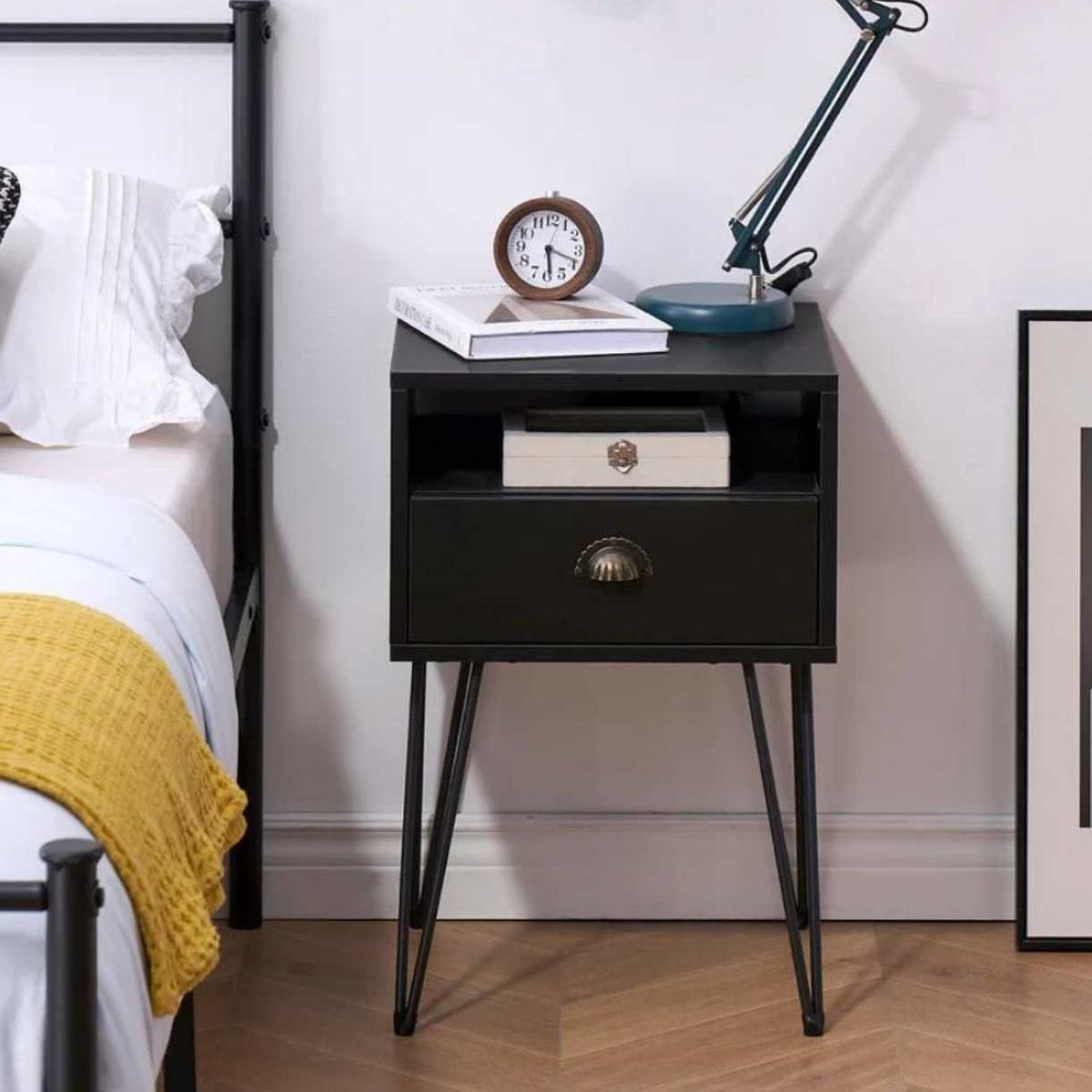 VENTITAS HOME - Velador Minimalista Amanda Ventitas Home Negro