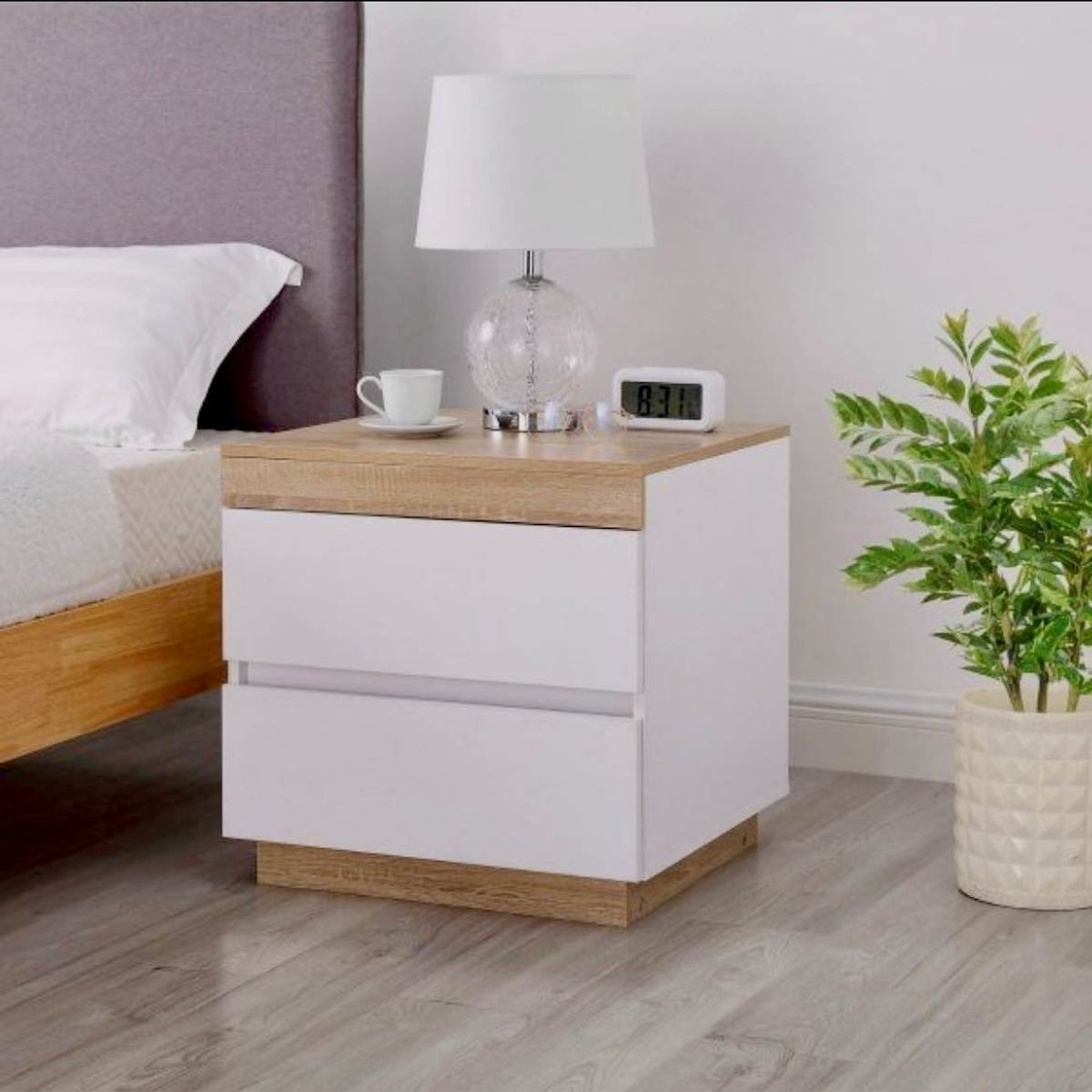 VENTITAS HOME - Velador Catriona 2 Cajones Ventitas Home Color Duna y Blanco