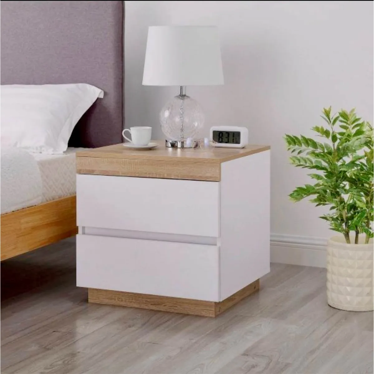 VENTITAS HOME - Velador Catriona 2 Cajones Ventitas Home Color Duna y Blanco