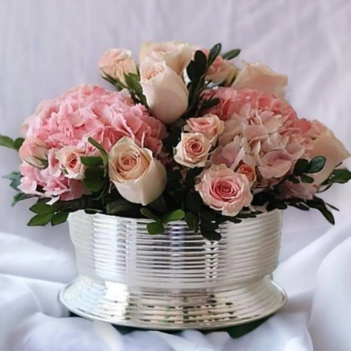 PERUVIANE - Adorno Decorativo Jarron o florero de plaque 16cm alto y 25cm diametro