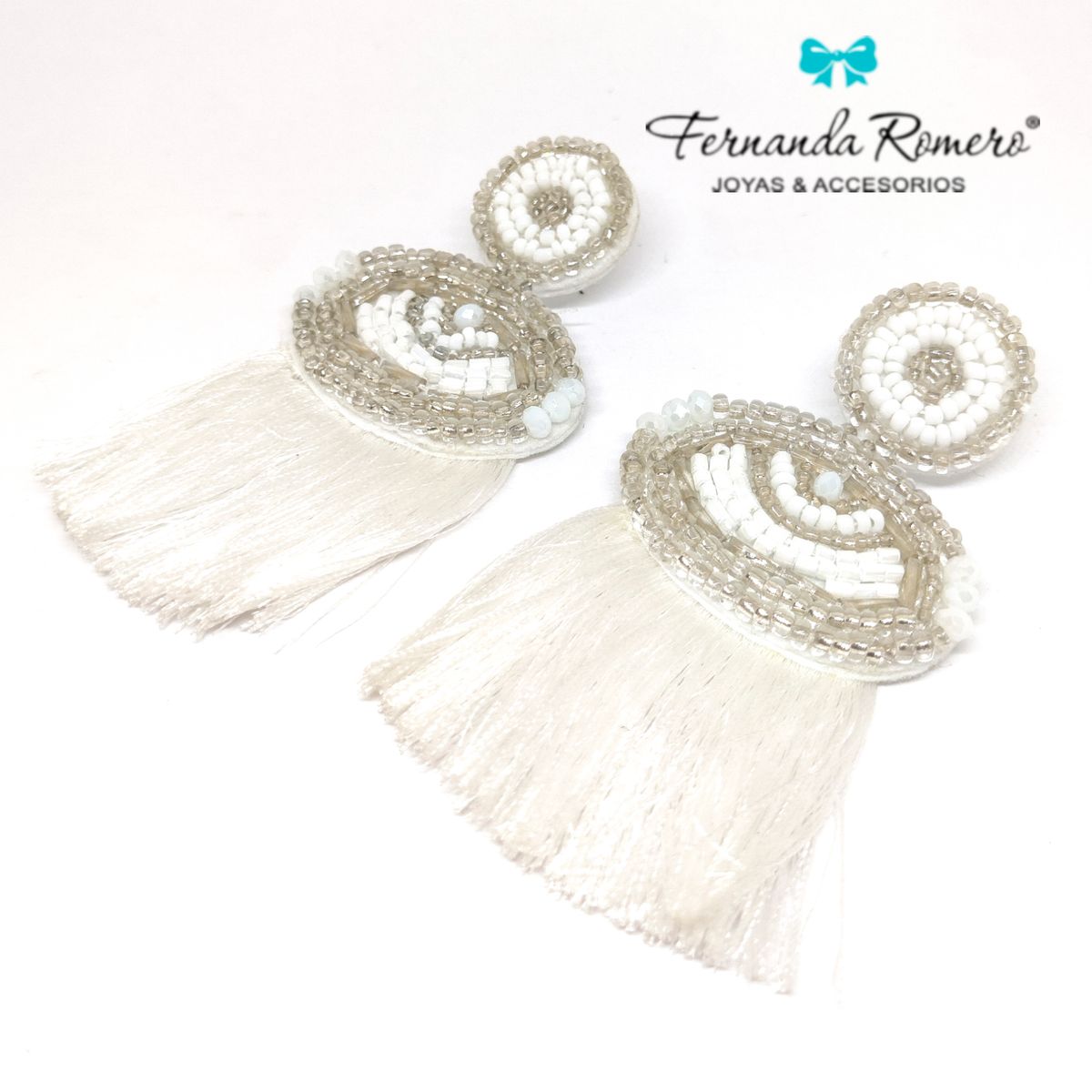 FERNANDA ROMERO JOYAS Y ACCESORIOS - Aretes "Ojo Turco"  - Grandes y Largos con Borlas