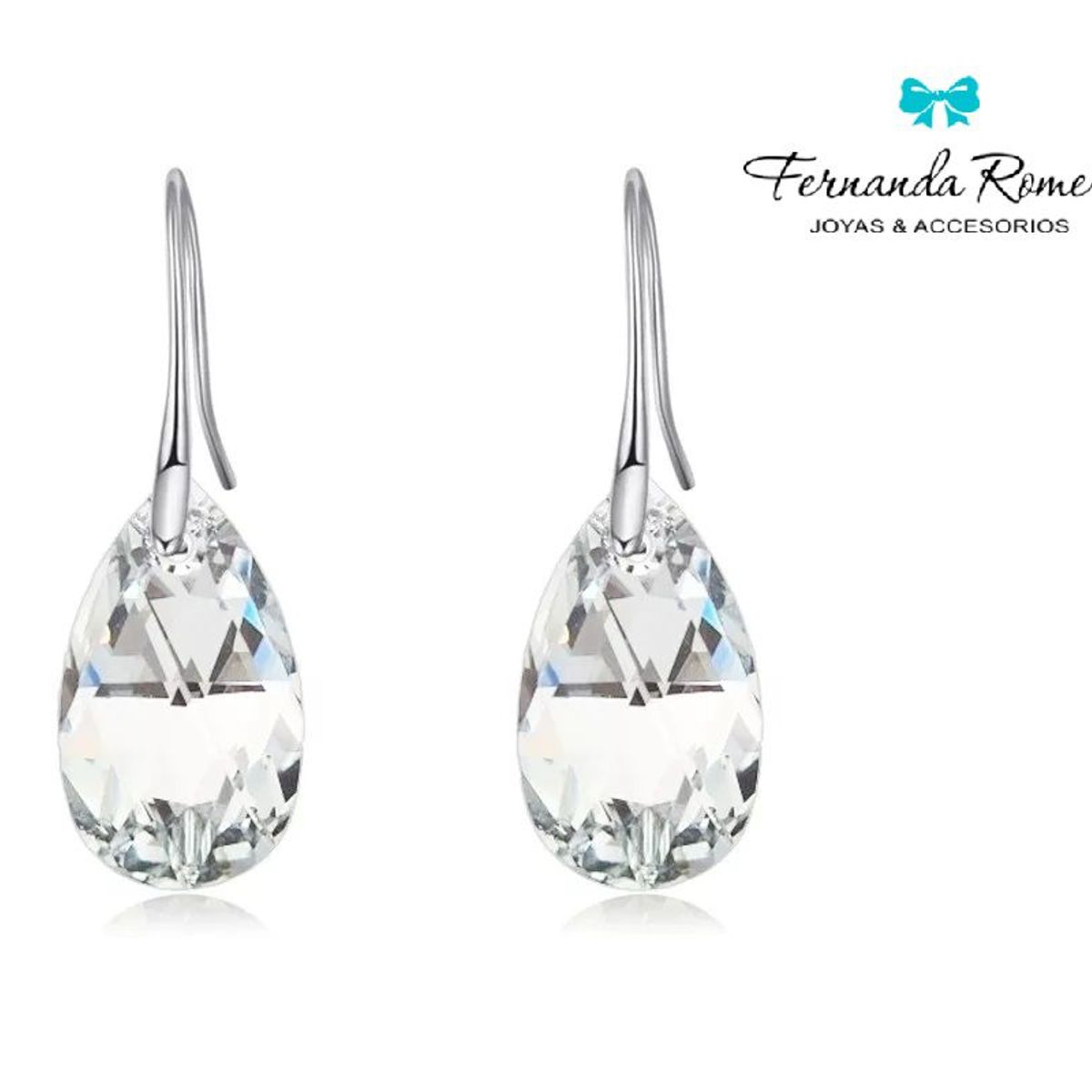 FERNANDA ROMERO JOYAS Y ACCESORIOS - Aretes "Gotas de Cristal"  - Transparentes Delicados elaborados en plata