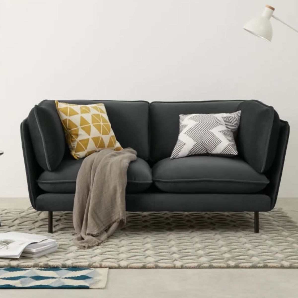 YOLODECORO - Sofá Wes De 2 Cuerpos Gris Medianoche.