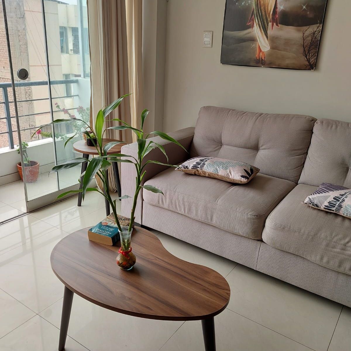 GENERICO - Mesa de centro estilo riñon color marrón