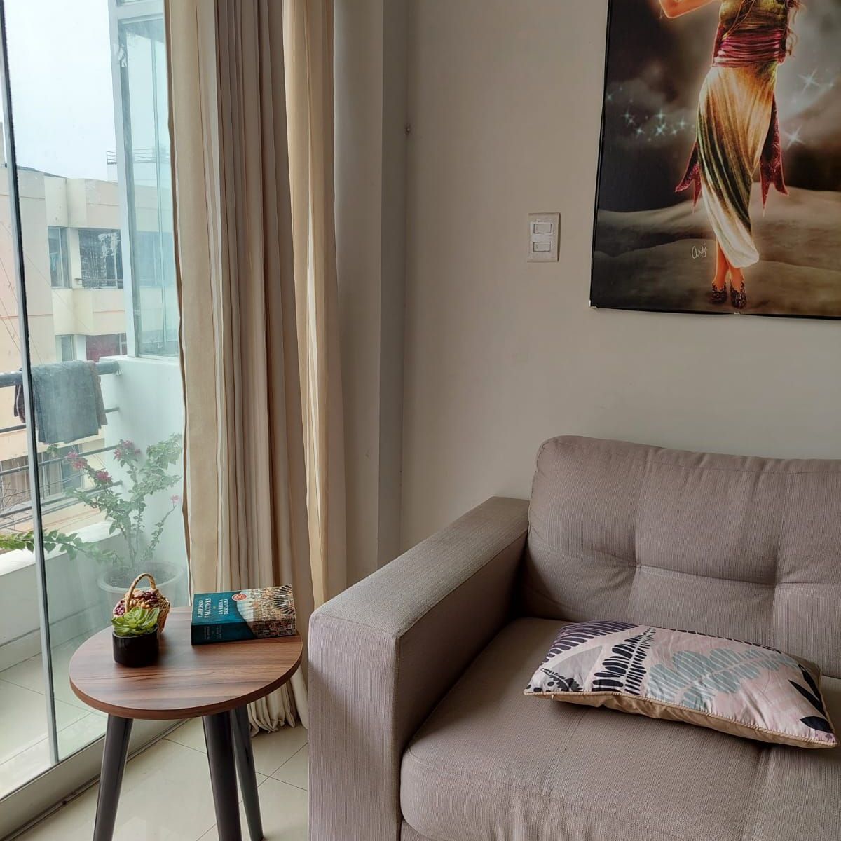 GENERICO - Mesa auxiliar color nogal