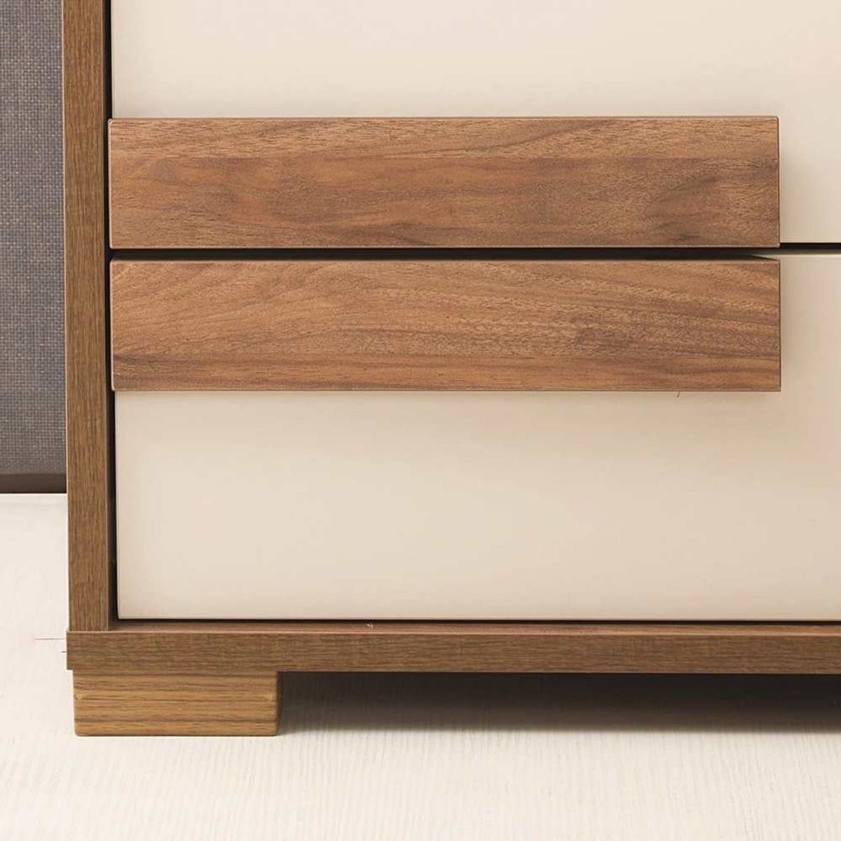 VENTITAS HOME - Velador Nórdico Tianna 2 Cajones Ventitas Home Color Duna y Blanco