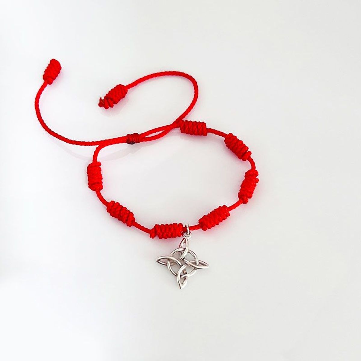 GENERICO - Pulsera Nudo de bruja en plata con 7 nudos