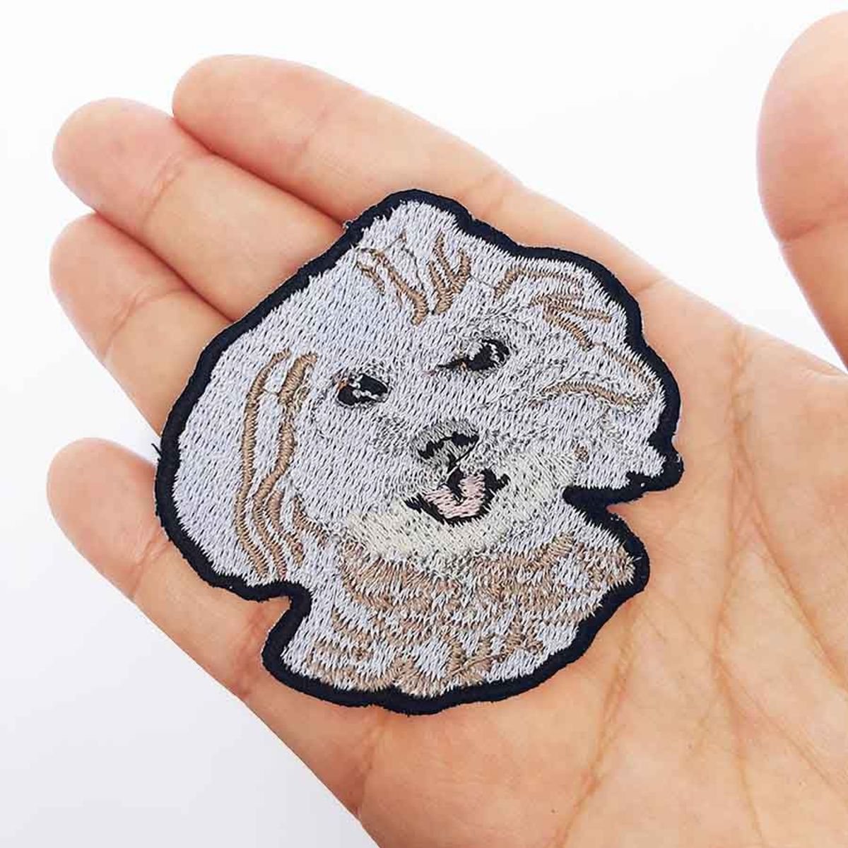 QALA DISEÑO - Parche Bordado - Qala Diseño - Perro Bichón Frisé