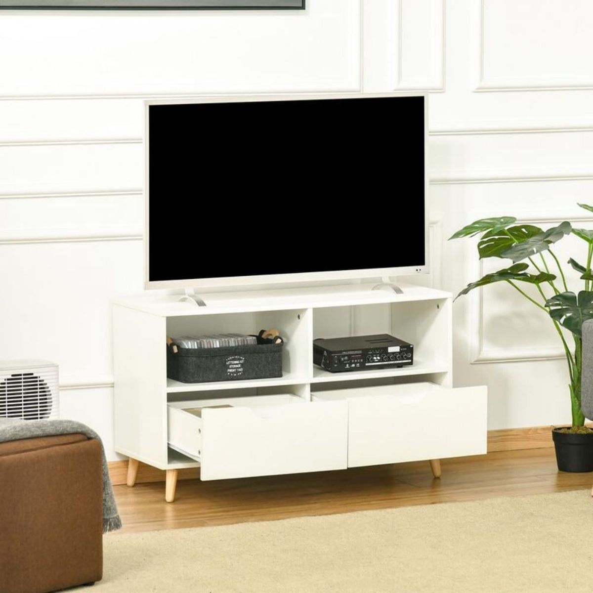 VENTITAS HOME - Mesa de TV Vintage 60” Darienne Ventitas Home Blanco