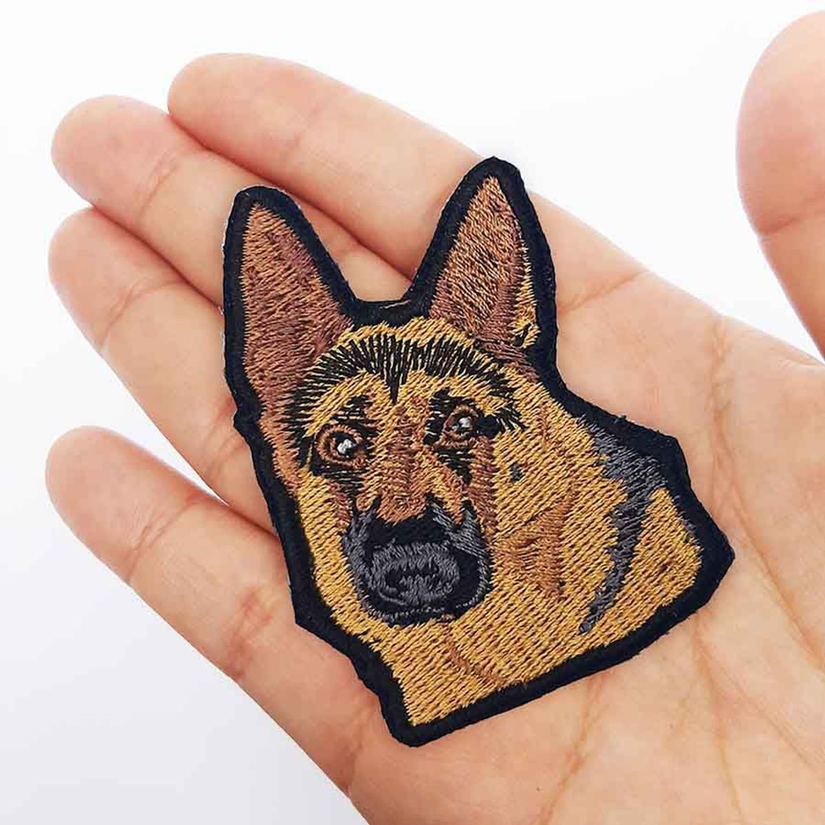 QALA DISEÑO - Parche Bordado - Qala Diseño - Perro Pastor Alemán