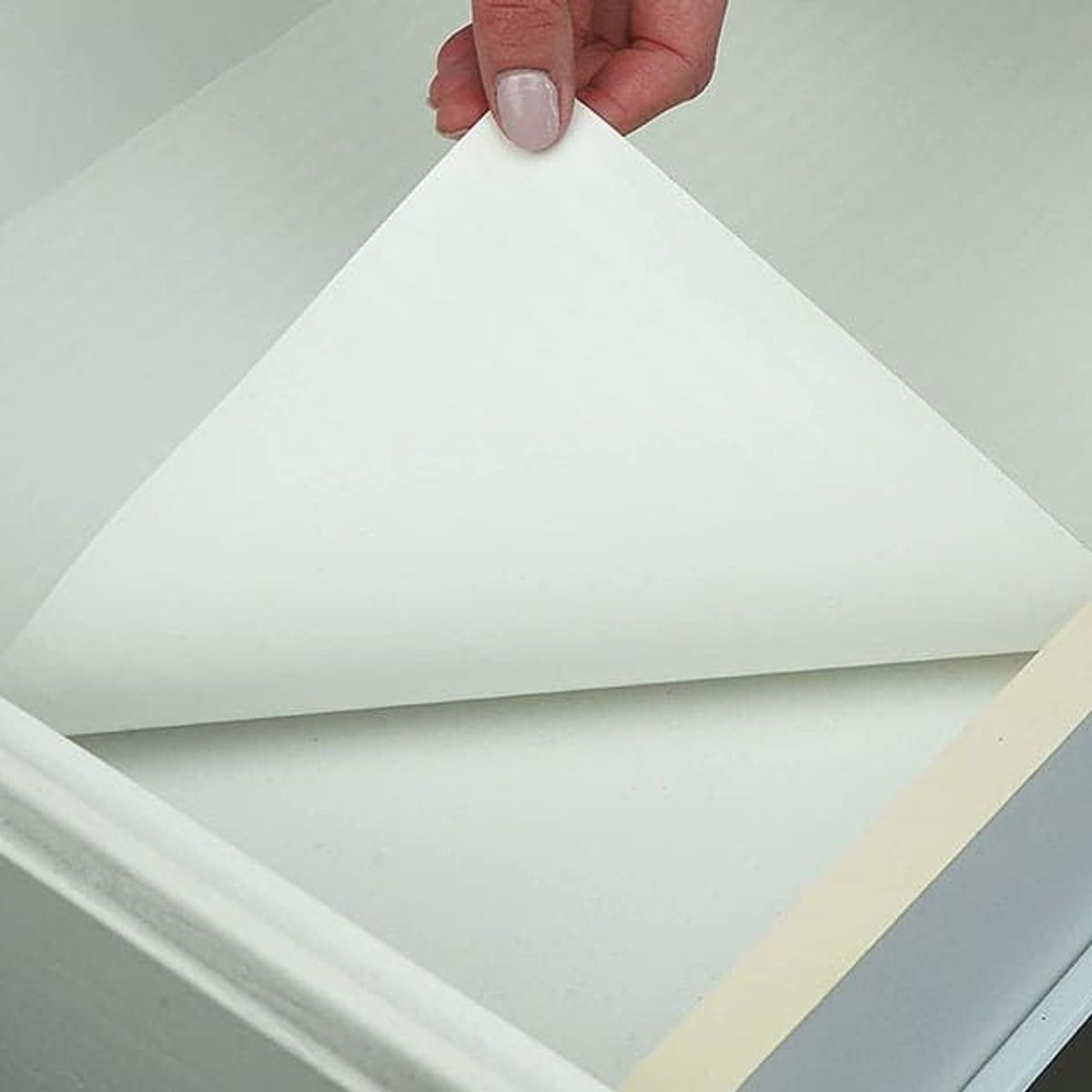 CONTACT - Cobertor No Adh. Zig-Zag Blanco 30.4 cm. x 1.5 mt