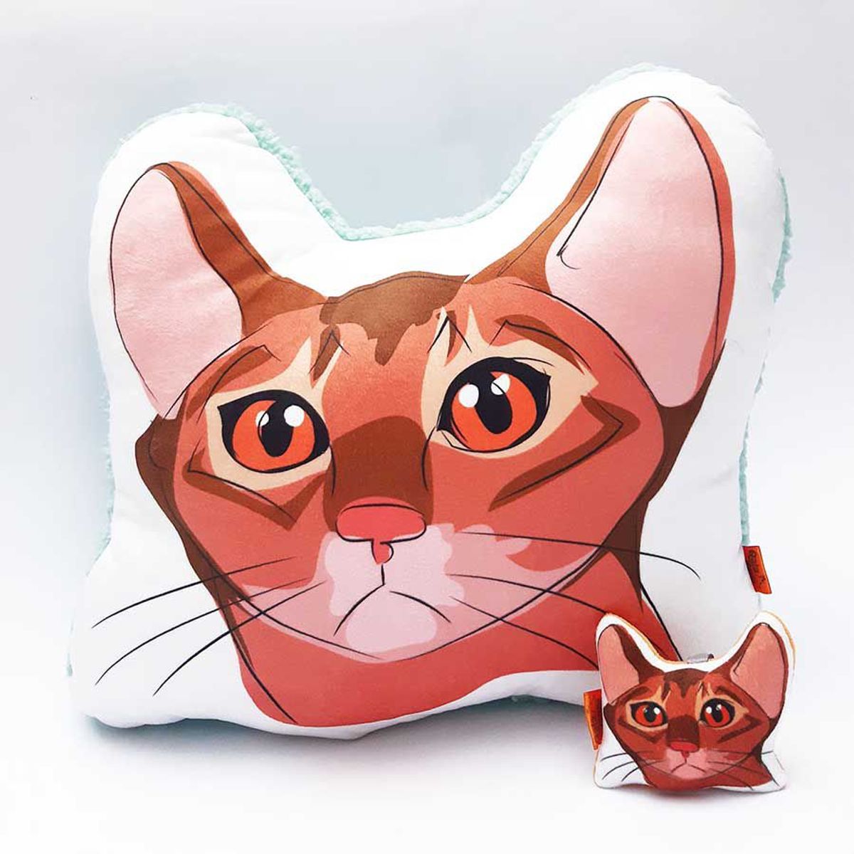 QALA DISEÑO - Pack Almohada y Llavero - Qala Diseño - Gato Orejón Anaranjado