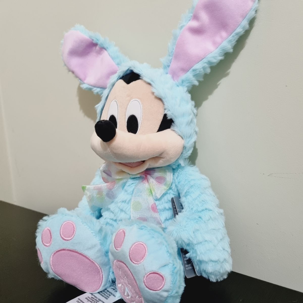 DISNEY - Peluche Mickey Mouse Conejo De Pascua edición 2022 - 48cm