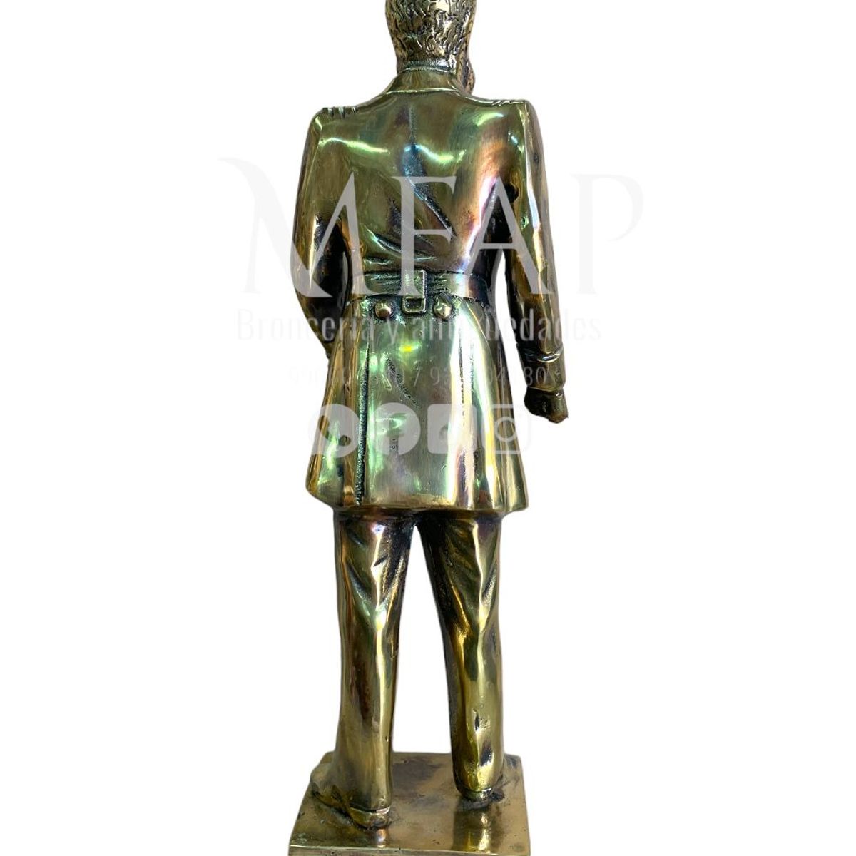 MFAP BRONCERIA Y ANTIGUEDADES - Estatua de Miguel Grau en bronce 34 cm alto