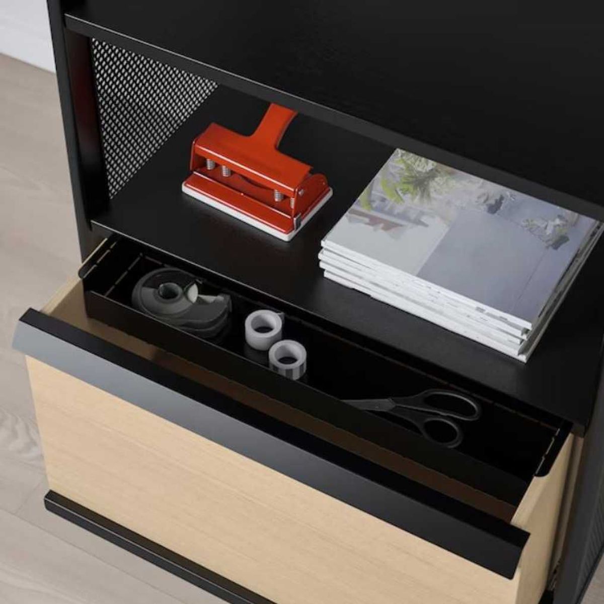 VENTITAS HOME - Estante Industrial San Tadeo Ventitas Home Manzano y Negro