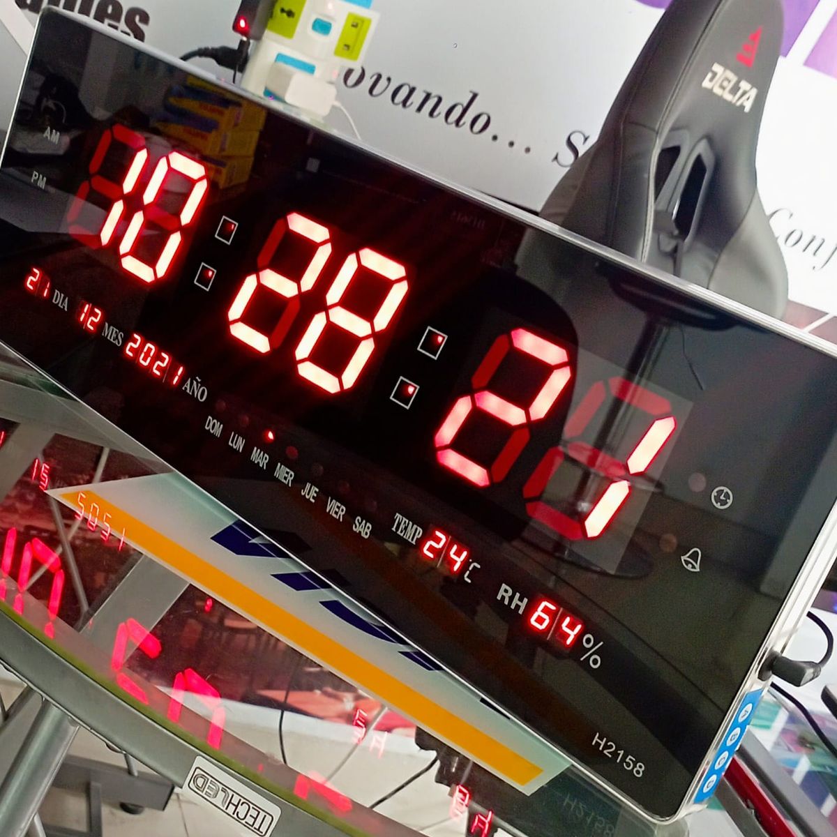 GENERICO - Reloj Digital De Pared 58x21 Grande Calendario Borde Aluminio