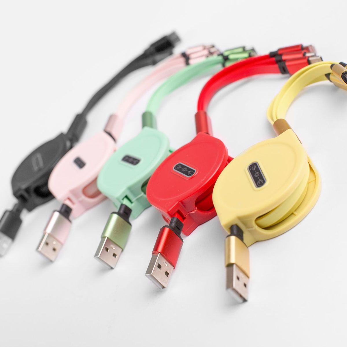 GENERICO - Cable Cargador 3 en 1 Retráctil Color Verde