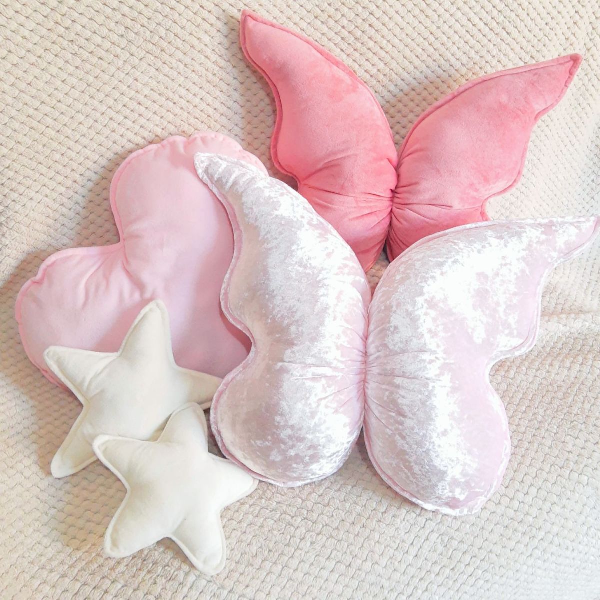 GENERICO - Cojín Mariposa Plush