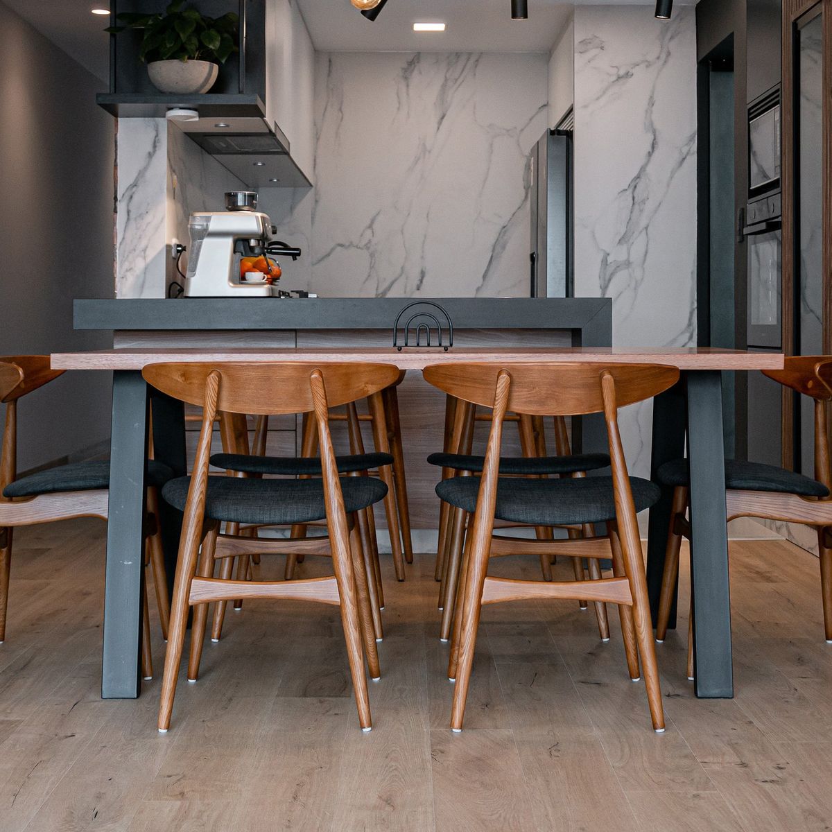 NIHM - Silla de Comedor Hans de Madera Marrón Oscuro