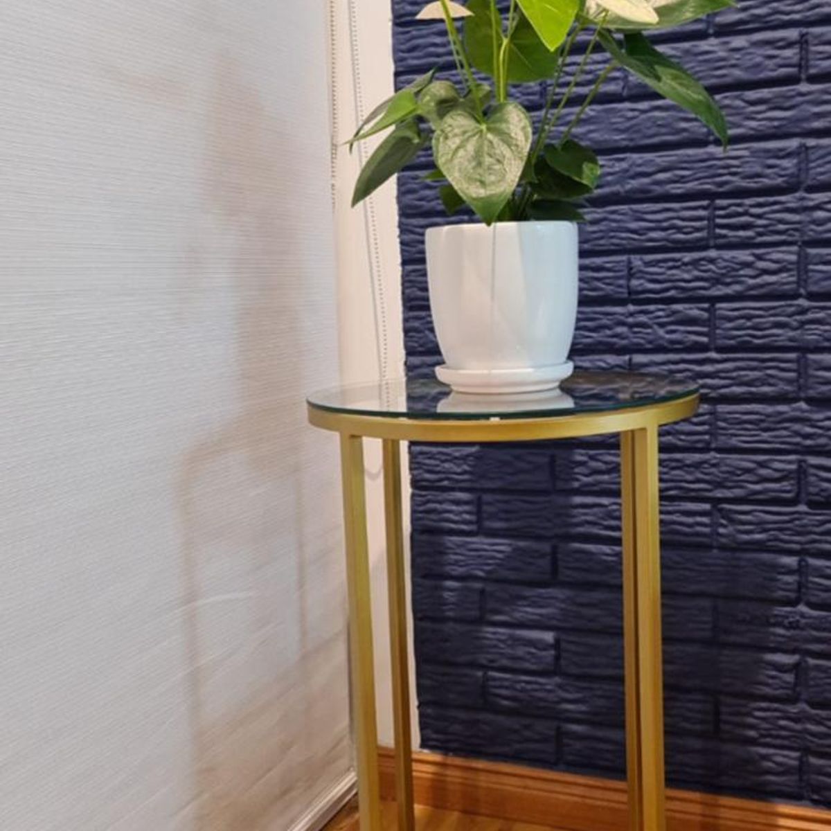 GENERICO - Mesa Lateral MYA Dorado FYA