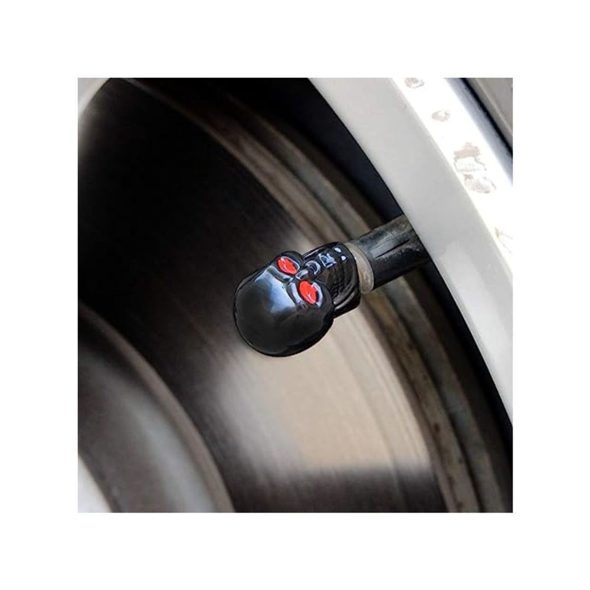 OREGON - Juego Tapa Metalizada Craneo Negro x 4 Un Pitón de Llanta