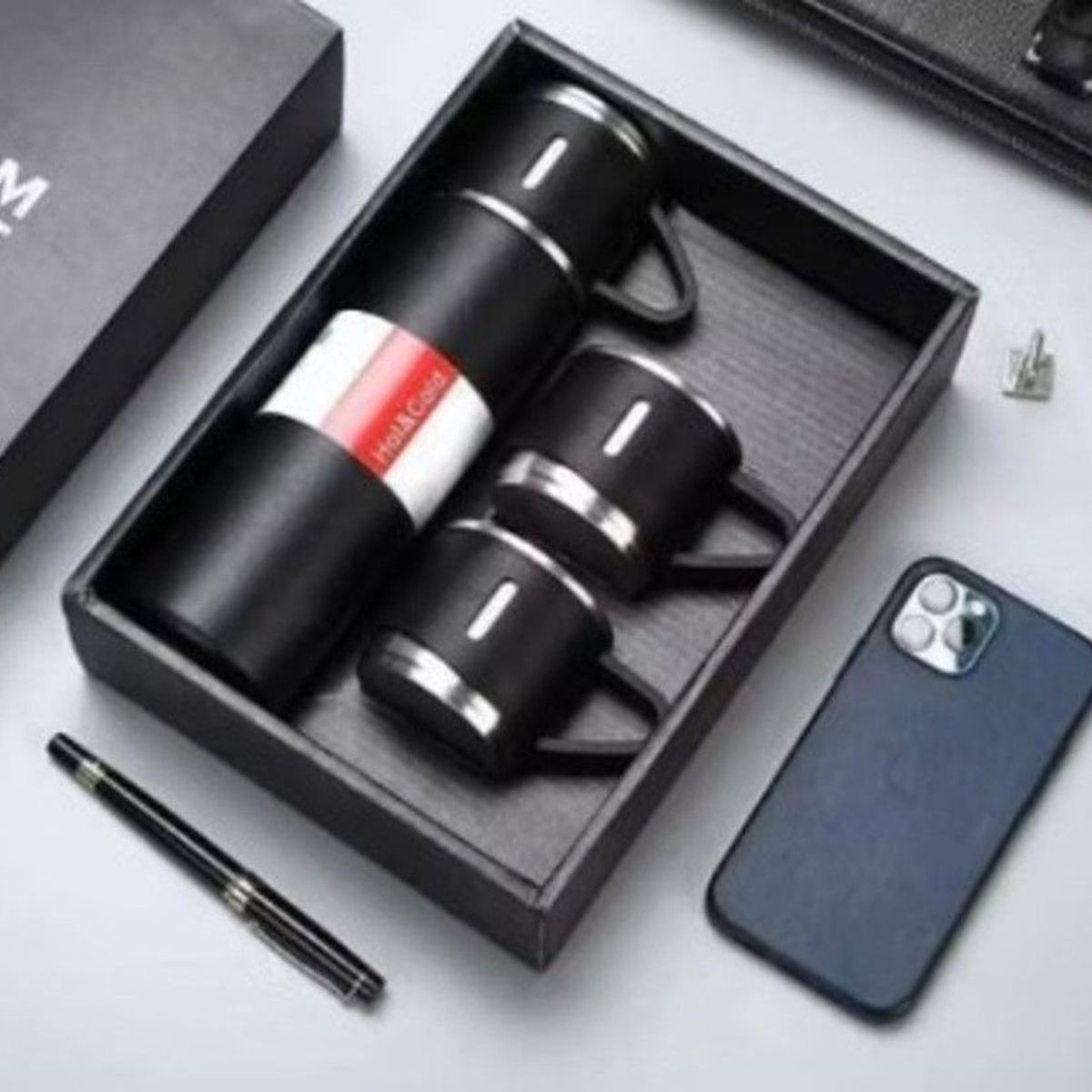 Set Termo Para Agua Caliente/fría + 3 Tazas de 500 ml - Negro, marca GENERICO - Foto Principal
