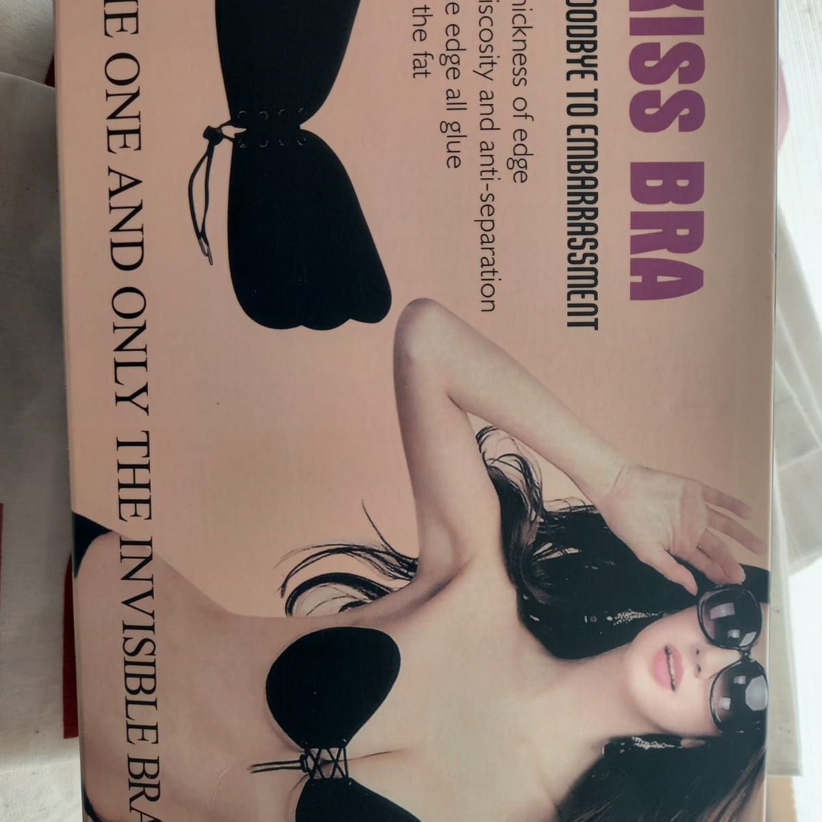 GENERICO - KISS BRA TALLA UNICA COLORES BEIGE Y NEGRO