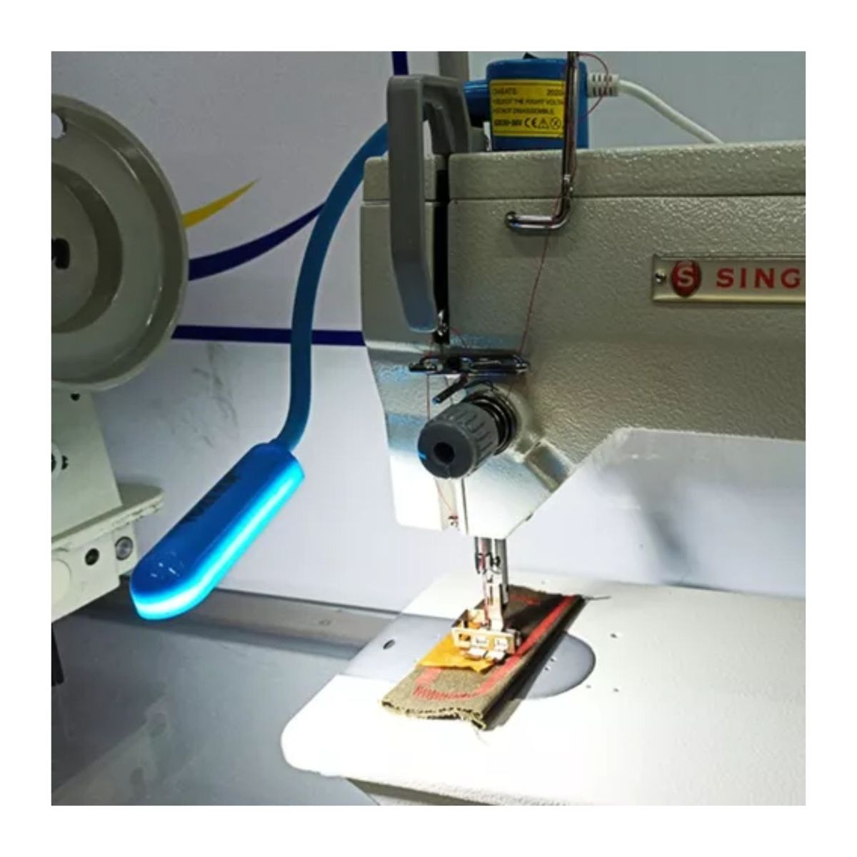 YOKE - Lamparas De Iluminación Foco Led P Maquinas De Coser YOKE