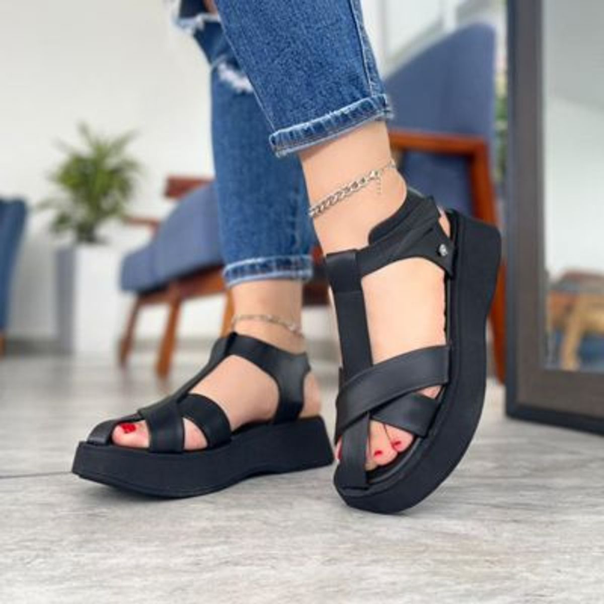 GENERICO - 015L-48 Sandalia Mujer Ada Poulos Color Negro