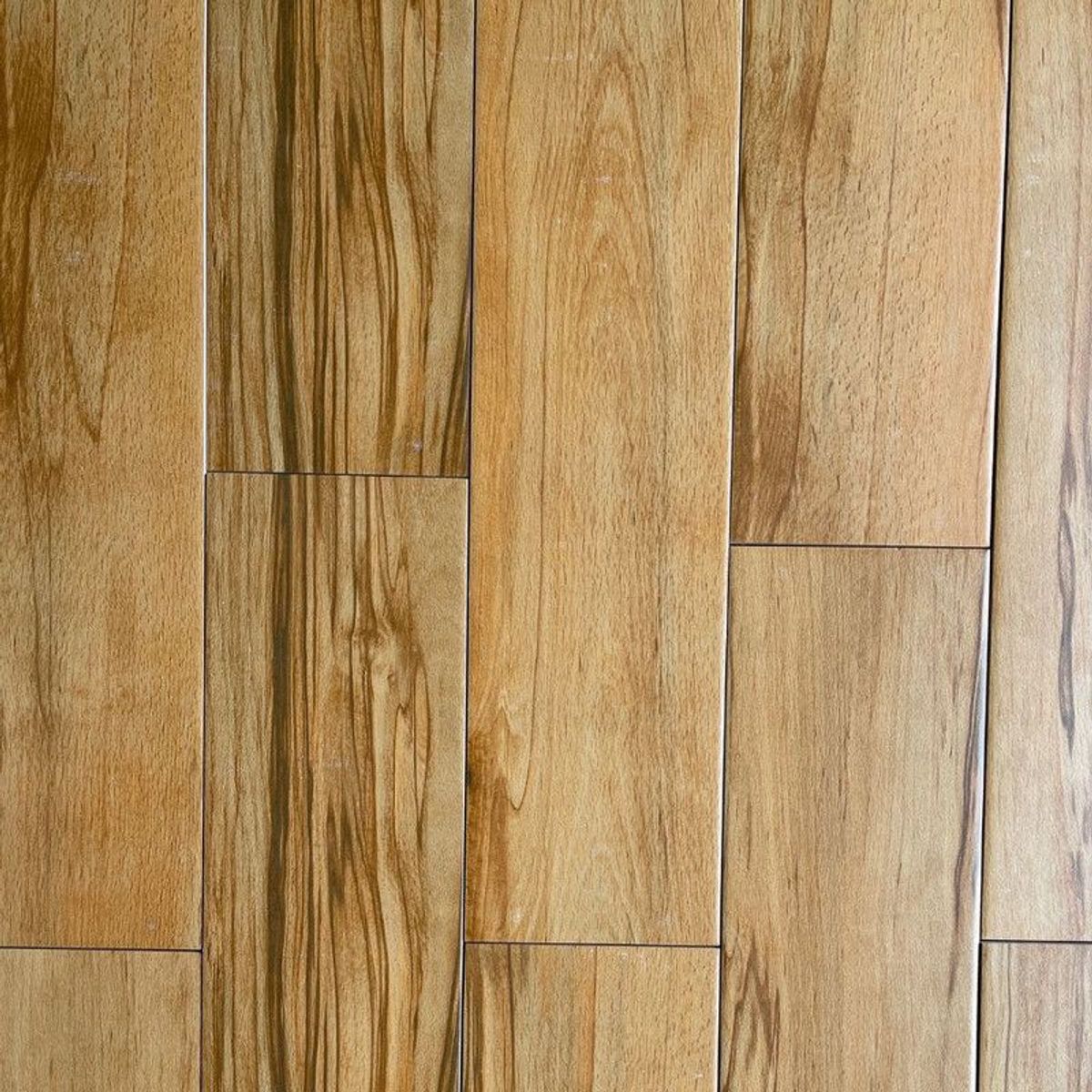 EJESA CREA TU ESPACIO IDEAL - Horus 15x80CM 1.20 m2- Tablón Importado