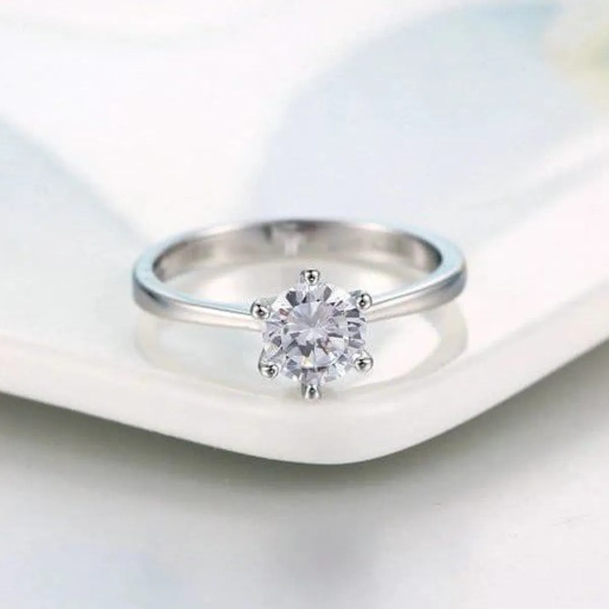 GENERICO - Anillo de Compromiso Alianzas  Solitario Bañado Oro Blanco Genieka