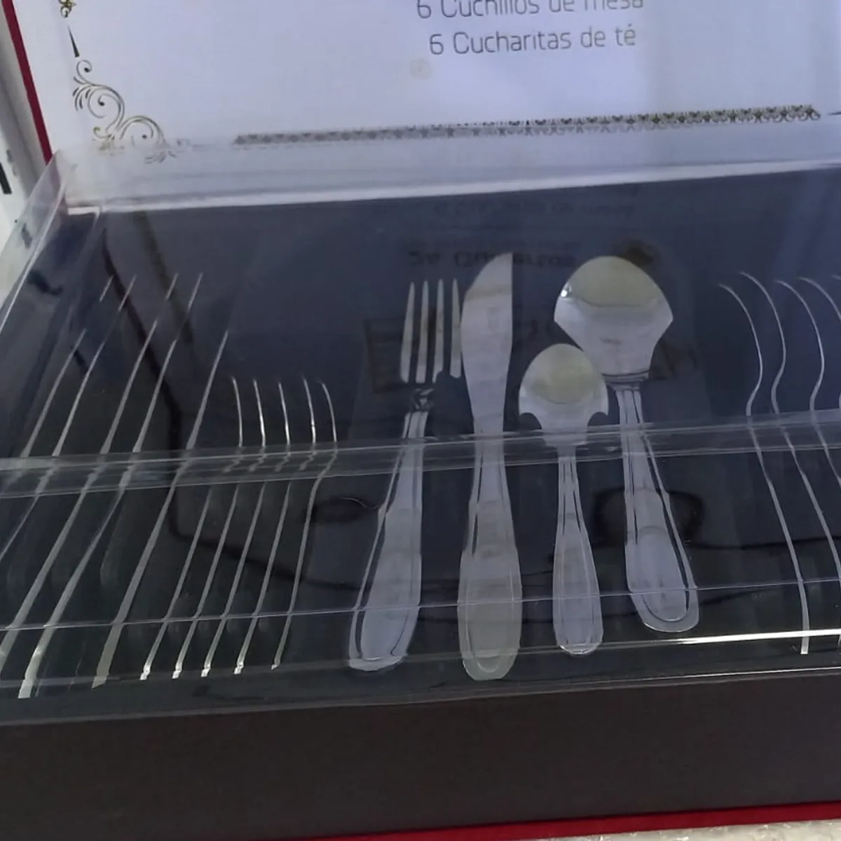 FACUSA - Juego de Cubiertos Facusa x 24 piezas Caja de Regalo