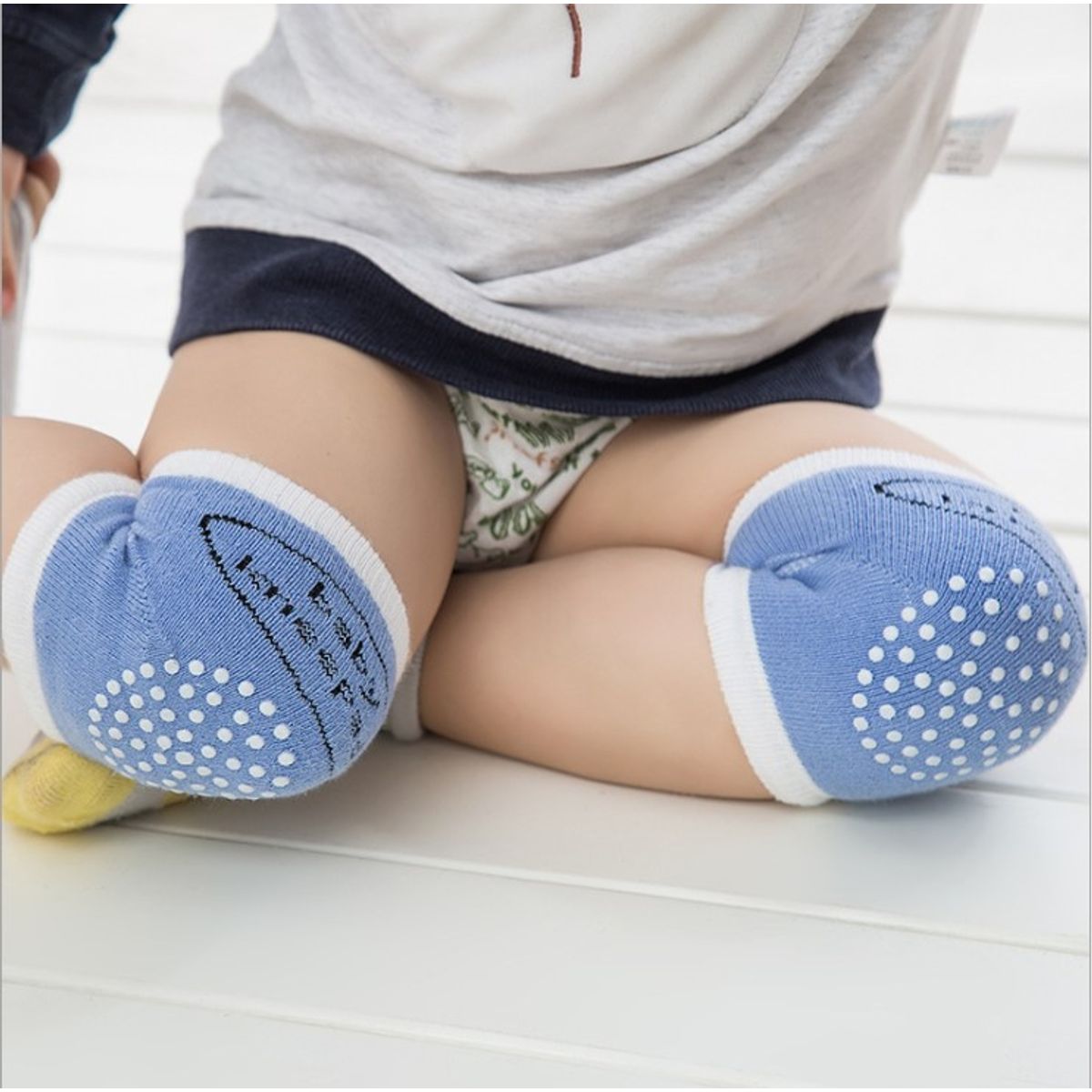 GENERICO - RODILLERA PARA BEBE 1 PACK X 3 PARES AZUL,PLOMO Y PLOMO