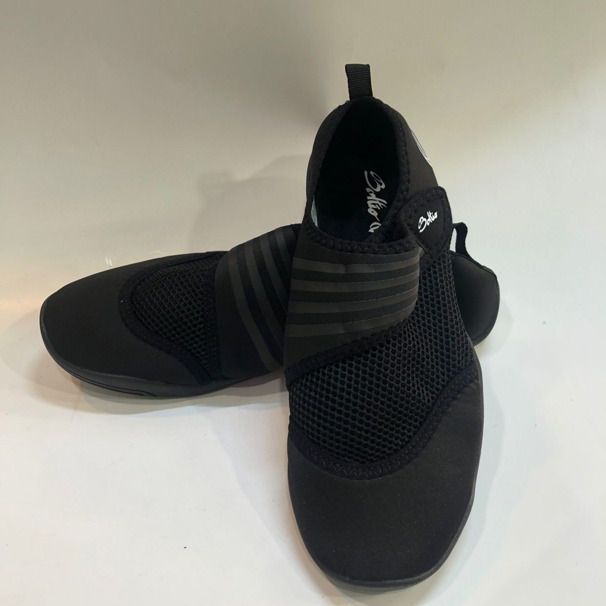 GENERICO - Aquashoes Zapatos Acuáticos AquaModa M6AB Boltio Negro_.
