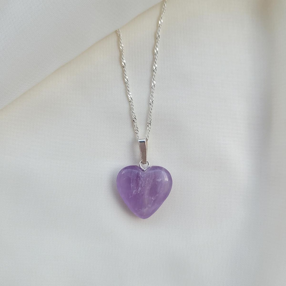 INTUERI - Collar Corazón Amatista