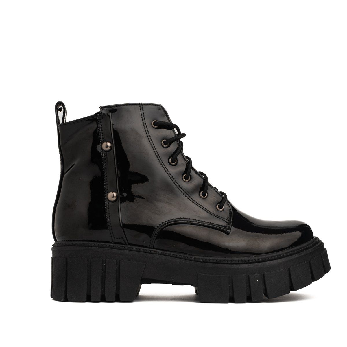 NEBULA - Botas Pirayu - Negro Charol_.