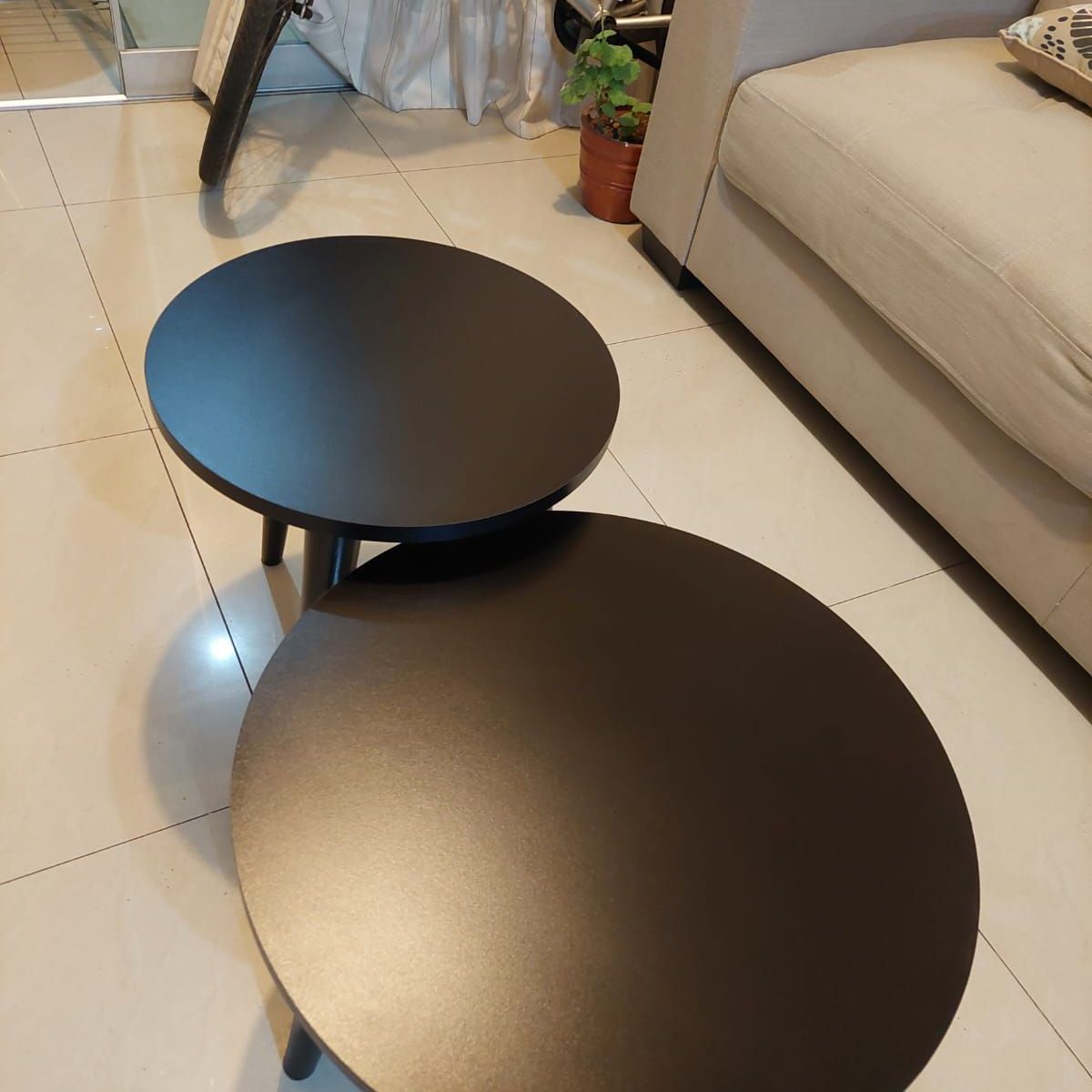 GENERICO - Mesa de centro estilo nido circular color negro