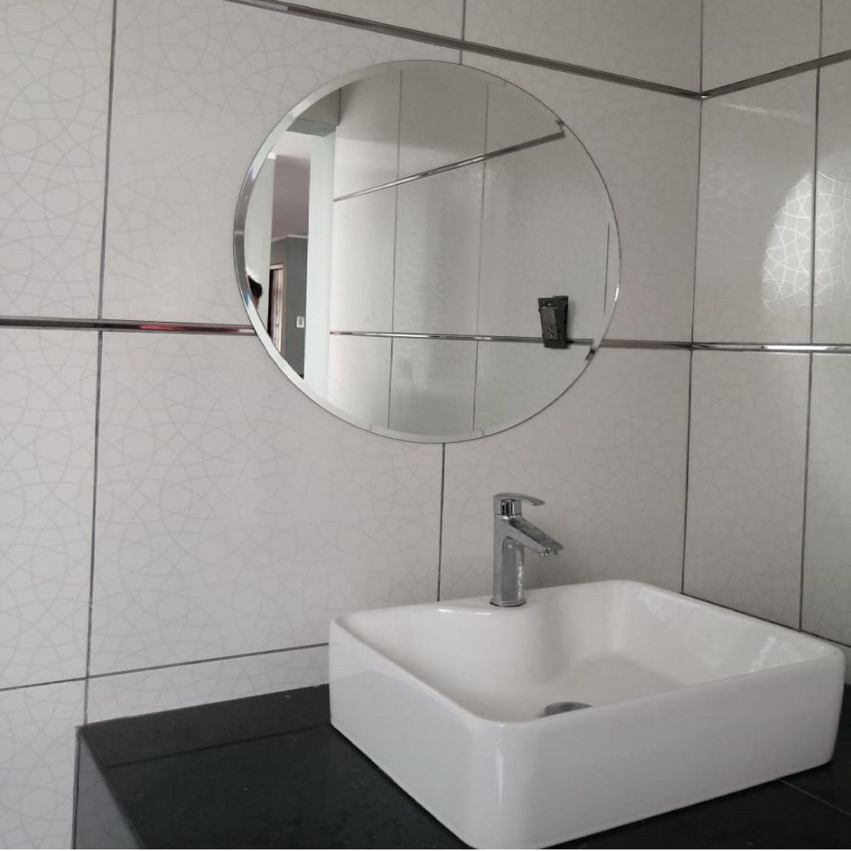 GENERICO - Espejo circular de 60cm con borde biselado