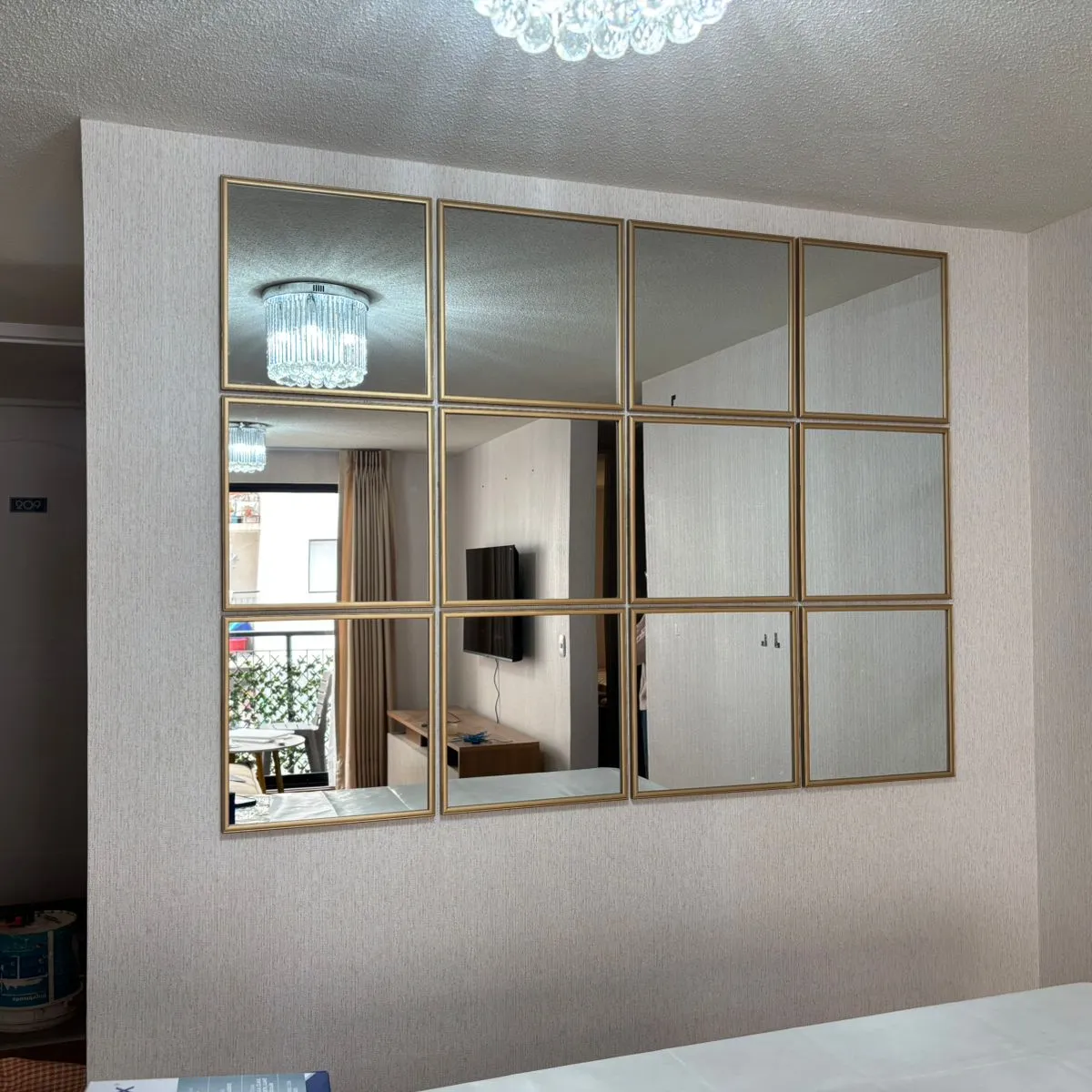 LUMINAR BRILLO & LUZ - Espejos decorativos tipo ventana con marco color Champagne dorado