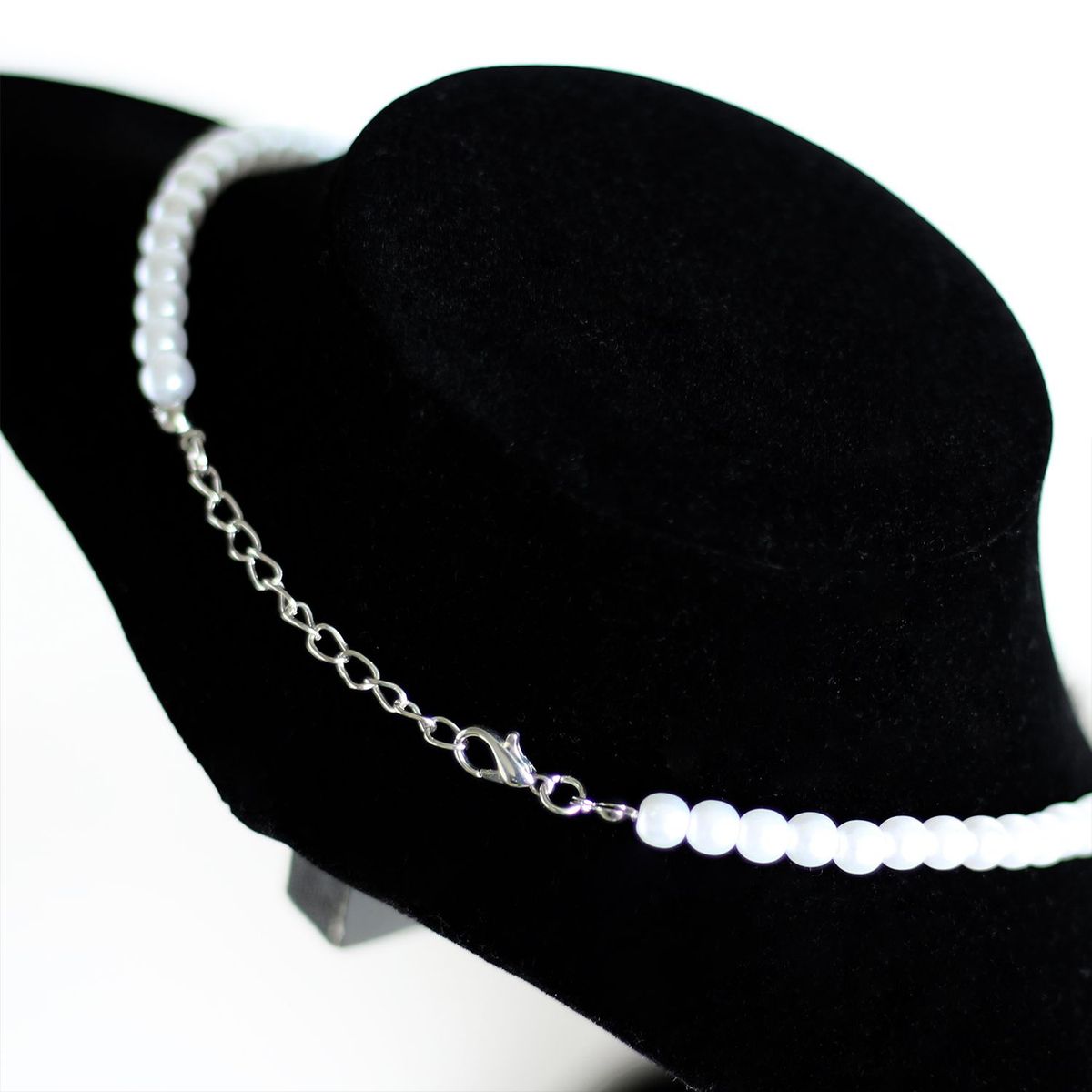 MANYA - Collar de Perlas Dije Lazo- Manya