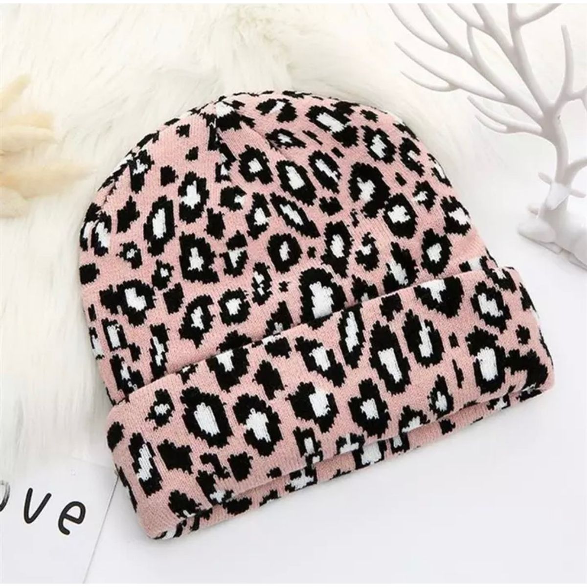 KAST PE - Beanie Ceñido Animal Print con estampado de Leopardo