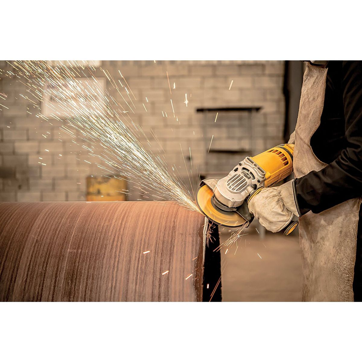 DEWALT - Esmeril Angular Eléctrica 7'' 2700W 8500 RPM Dewalt DWE4577-B2