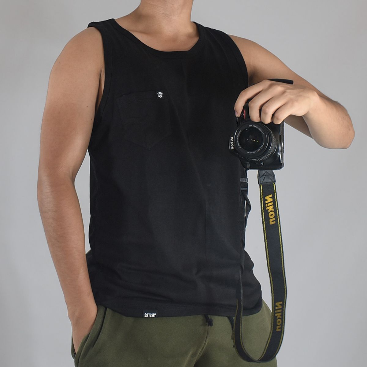 YONISTERS CLOTHING - Bividi con Bolsillo Básico de Algodón Negro Yonisters Clothing