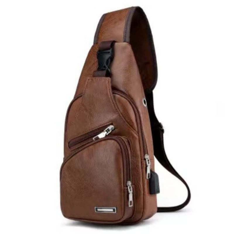 Mochila Bandolera de Cuero Marron/ USB/ Pechera para hombre