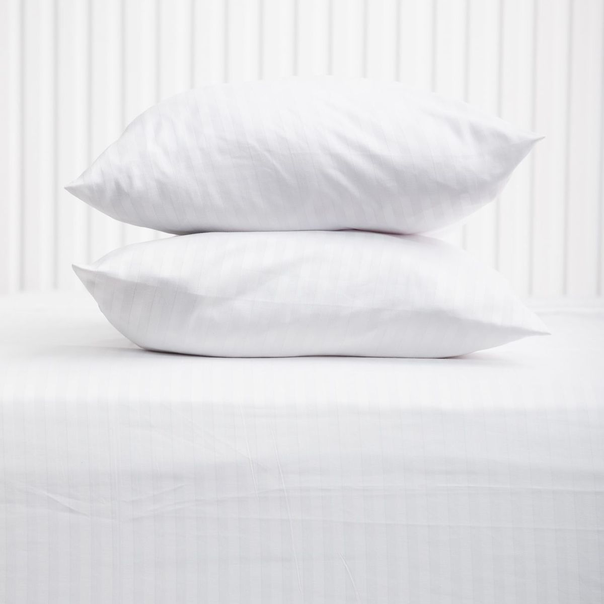 COBITEX HOME - Fundas De Almohada 250 hilos Lisas Blancas Satinadas Queen 100% Algodón