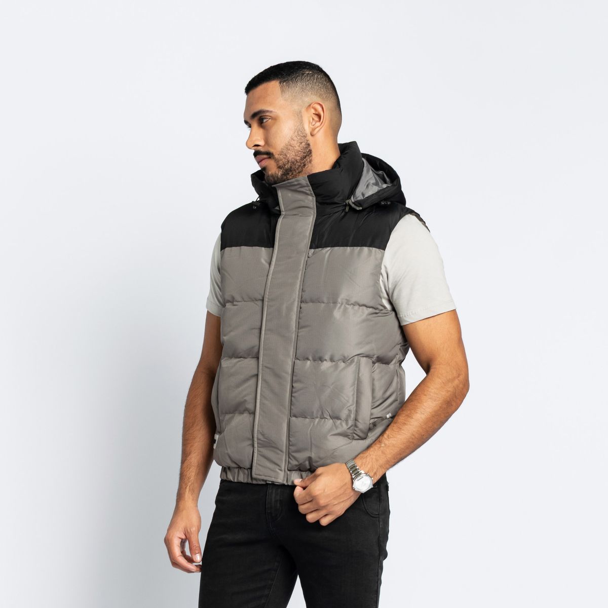 PARADA 111 - CHALECO CCAPUCHA MODA HOMBRE PARADA111 AGUERO