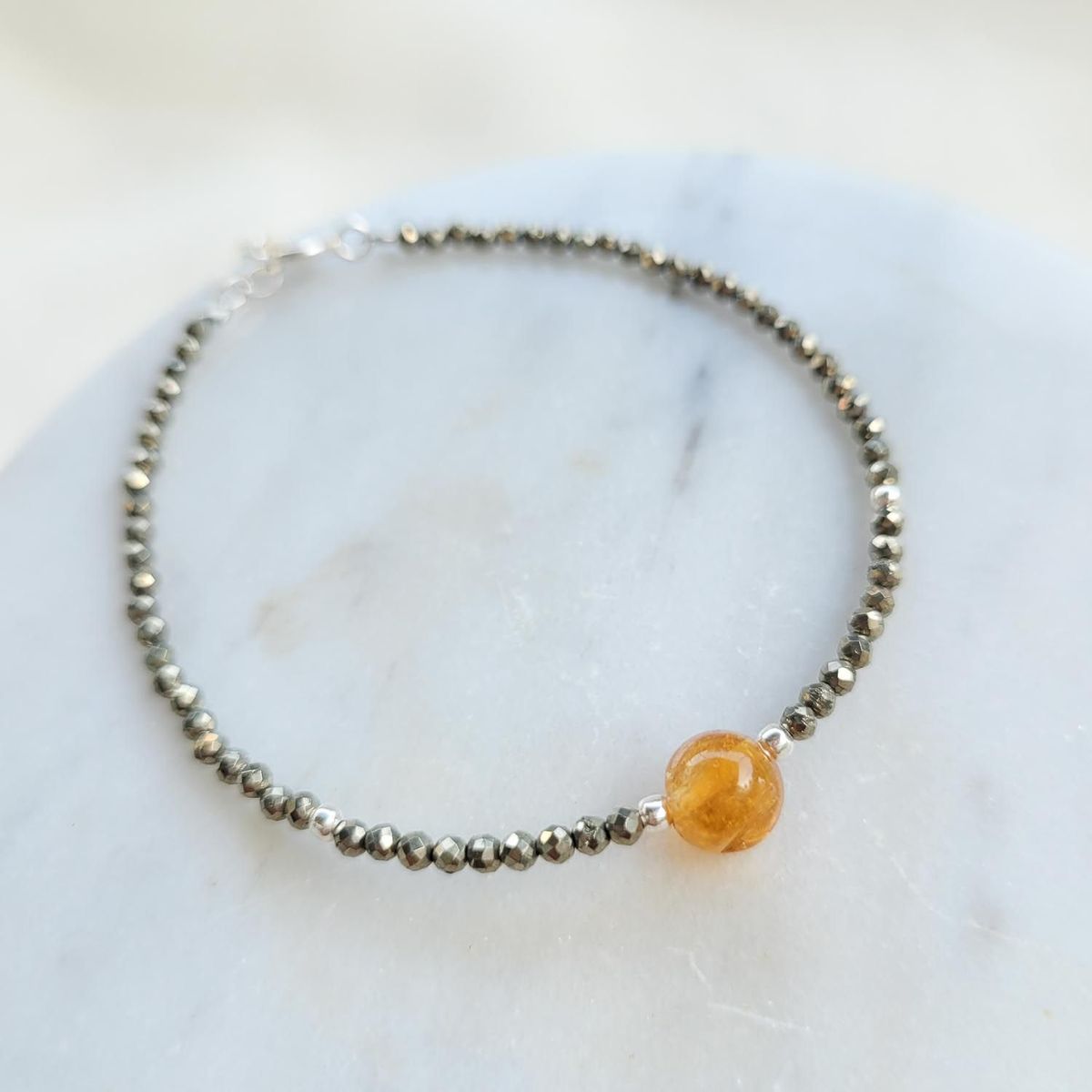 INTUERI - Pulsera Citrino y Pirita