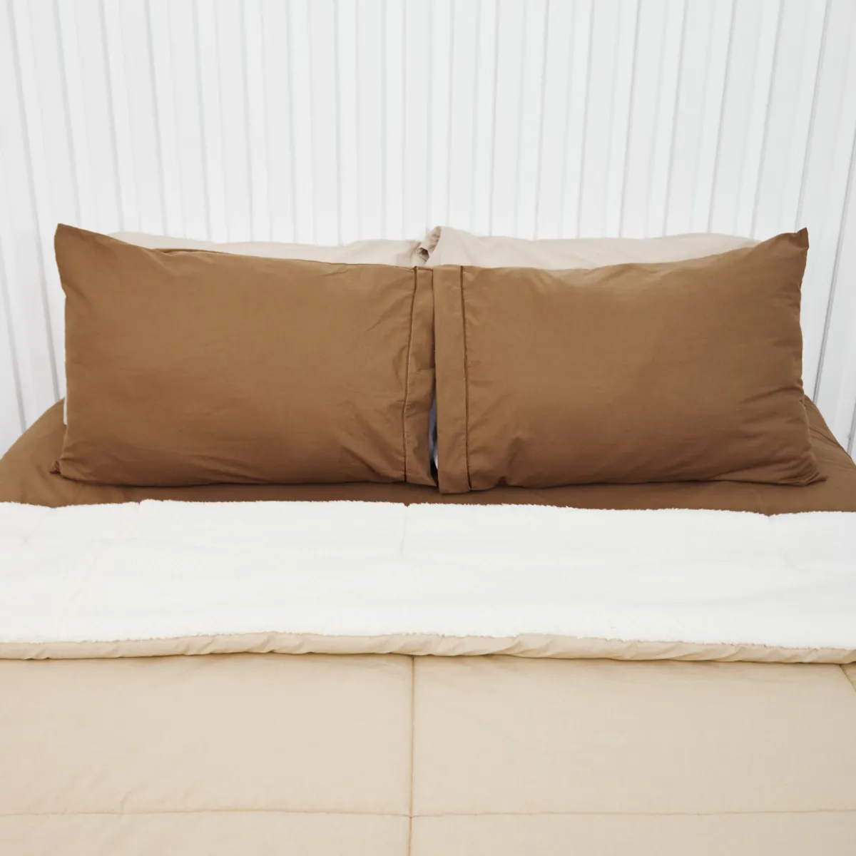 COBITEX HOME - Sábanas Chocolate + Edredón con Corderito Arenita King Cobitex 100 Algodón